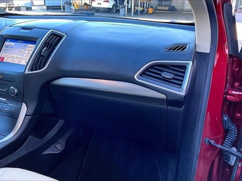 Used 2016 Ford Edge SEL w/ Equipment Group 201A image 17