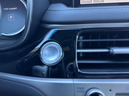 Used 2025 Genesis G70 3.3T Advanced image 30