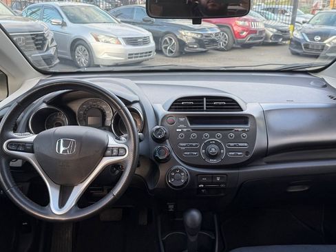 Used 2013 Honda Fit Sport image 9