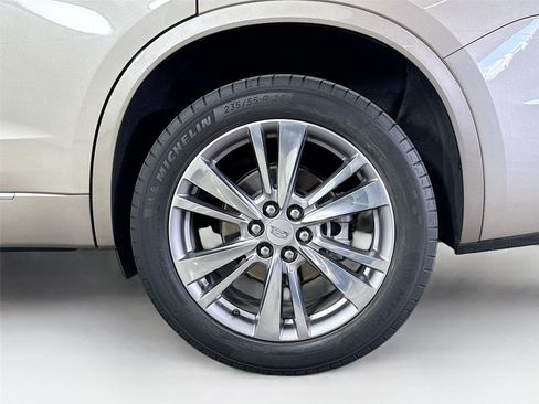 Used 2023 Cadillac XT6 Premium Luxury image 14