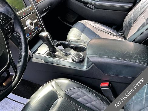 Used 2018 Ford Explorer Platinum AWD/4WD image 13