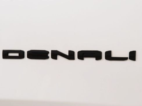 Used 2023 GMC Yukon Denali Ultimate AWD/4WD image 17
