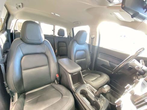 Used 2018 Chevrolet Colorado Z71 AWD/4WD image 27
