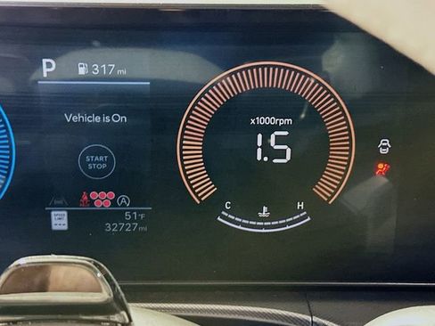 Used 2025 Hyundai Santa Fe SEL image 14