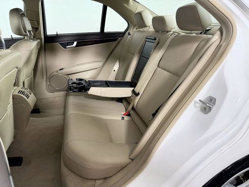 Used 2014 Mercedes-Benz C 300 4MATIC Sedan image 28