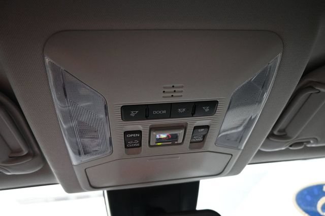 Used 2025 Toyota RAV4 XLE w/ Convenience Package FWD image 19