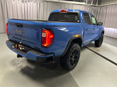 New 2026 GMC Canyon Elevation w/ Convenience Package image 7