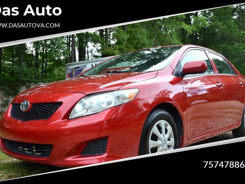 Used 2010 Toyota Corolla LE FWD image 1