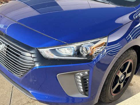 Used 2019 Hyundai Ioniq SEL image 6