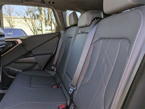 Used 2025 BMW X3 xDrive30i w/ Convenience Package image 16