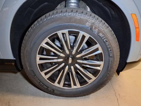 New 2026 Cadillac Escalade IQ Sport 1 w/ LPO, Floor Liner Package AWD/4WD image 5