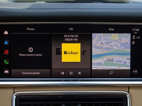 Used 2022 Porsche Panamera 4 w/ Premium Package image 16