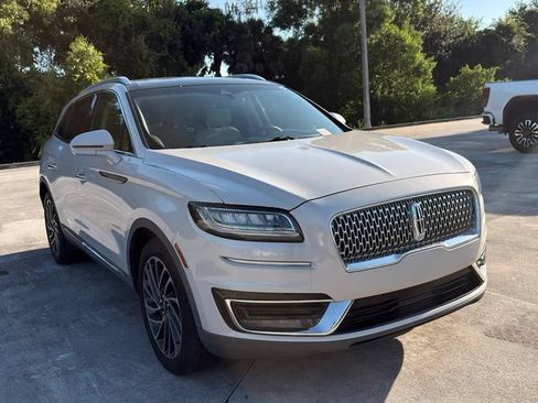 Used 2019 Lincoln Nautilus Reserve FWD image 4