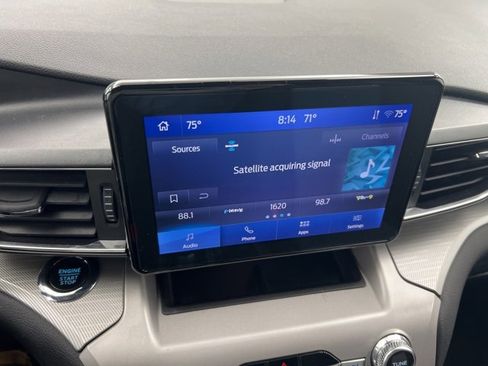 Used 2023 Ford Explorer XLT w/ Equipment Group 202A image 17