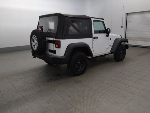 Used 2016 Jeep Wrangler Sport w/ Connectivity Group AWD/4WD image 10
