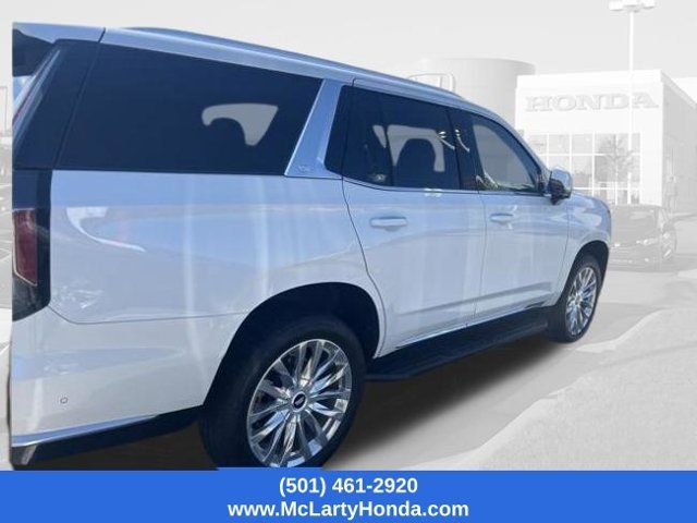 Used 2022 Cadillac Escalade Premium Luxury AWD/4WD image 2