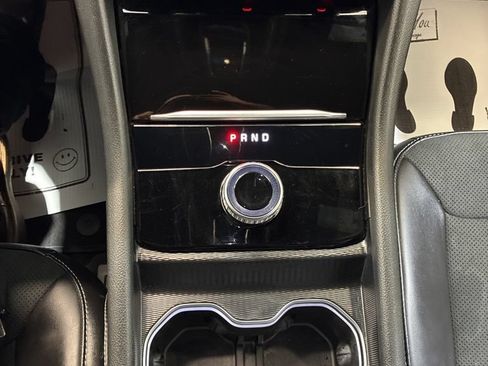 Used 2025 Jeep Grand Cherokee Altitude AWD/4WD image 31
