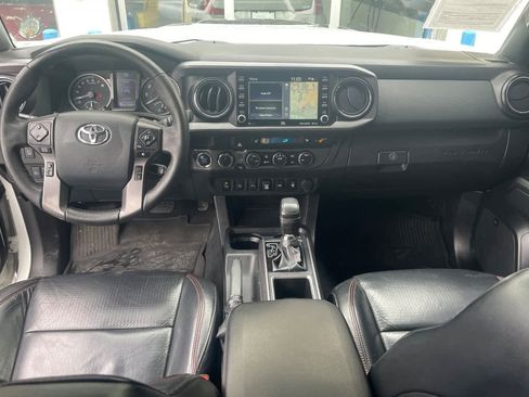 Used 2020 Toyota Tacoma TRD Pro image 3