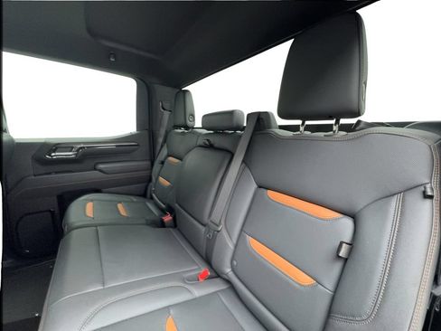 Used 2025 GMC Sierra 1500 AT4 AWD/4WD image 27