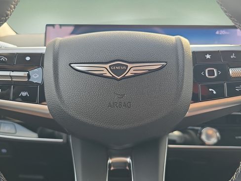 New 2026 Genesis GV70 2.5T Select AWD/4WD image 16