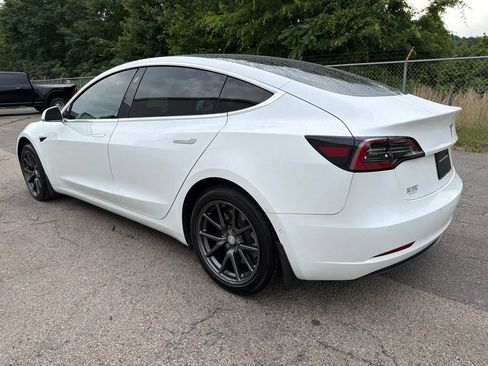 Used 2019 Tesla Model 3 Standard Range Plus RWD image 4