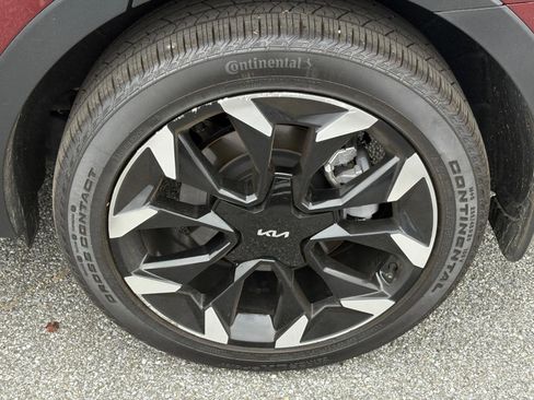 Used 2025 Kia Sorento EX w/ Panoramic Sunroof Package FWD image 16