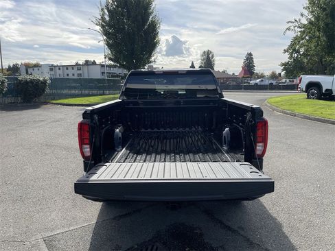 New 2026 GMC Sierra 1500 Elevation image 25
