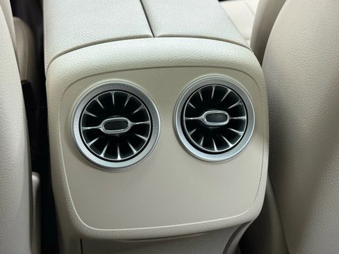 Used 2018 Mercedes-Benz E 400 Coupe image 39