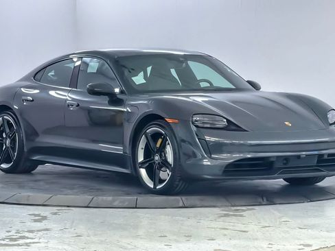 Used 2023 Porsche Taycan RWD image 9