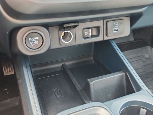Used 2024 Ford Maverick Tremor w/ Tremor Off-Road Package AWD/4WD image 27