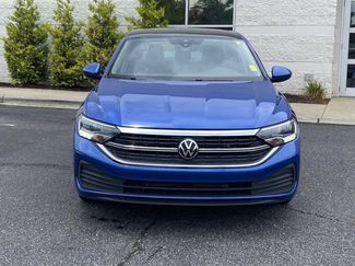 Used 2024 Volkswagen Jetta SE FWD video 2