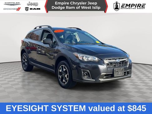 Used 2019 Subaru Crosstrek 2.0i w/ Eyesight System image 1