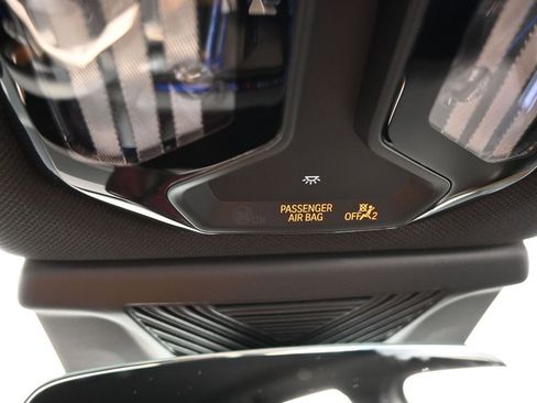 Used 2025 BMW X3 xDrive30i w/ M Sport Package image 32