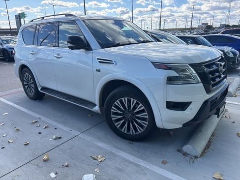 Used 2021 Nissan Armada SL w/ Midnight Edition Package image 5