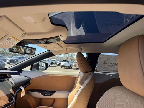 New 2026 Lexus RZ 450e Premium image 17