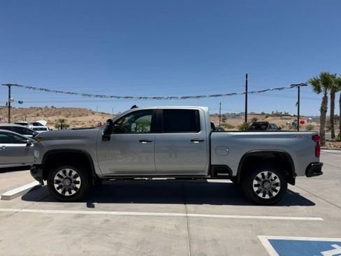 Used 2025 Chevrolet Silverado 2500 Custom w/ Custom Convenience Package AWD/4WD image 2