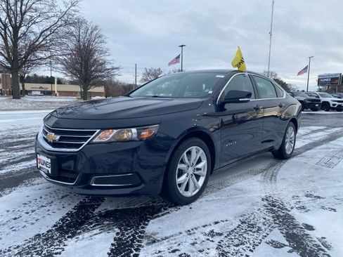 Used 2017 Chevrolet Impala LT image 12