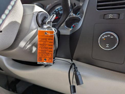 Used 2013 Chevrolet Silverado 1500 LT image 19