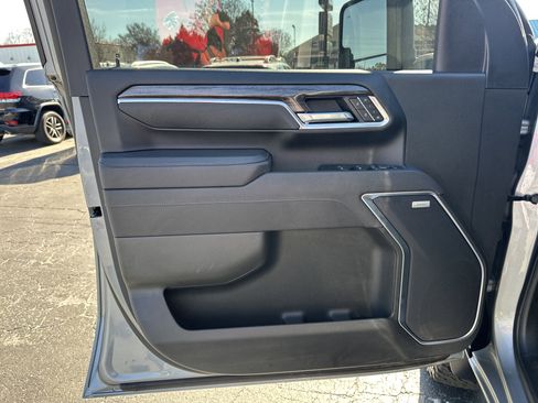 Certified 2025 Chevrolet Silverado 2500 LTZ w/ LTZ Plus Package image 11