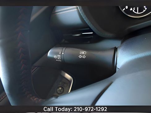 Used 2025 Nissan Sentra SR w/ SR Premium Package image 20