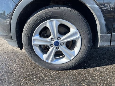 Used 2016 Ford Escape SE w/ Leather Comfort Package image 27