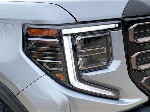 Used 2026 GMC Sierra 1500 AT4X image 28