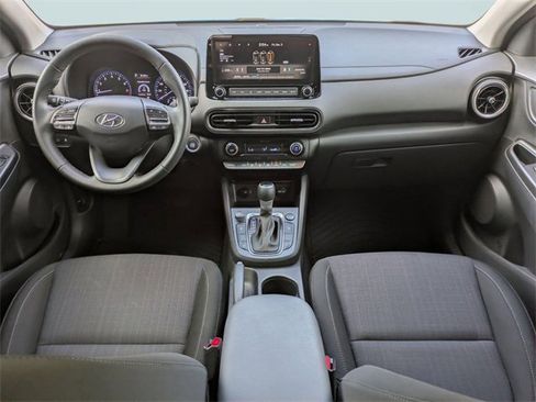 Used 2023 Hyundai Kona SEL w/ Convenience Package image 16