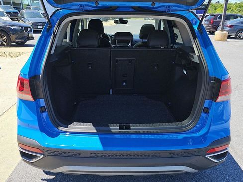 Used 2024 Volkswagen Taos SE w/ Panoramic Sunroof Package FWD image 13