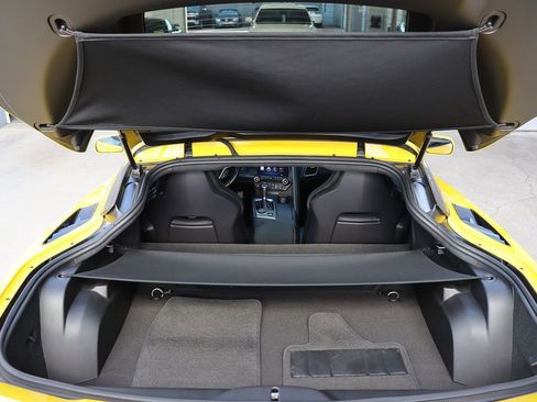 Used 2015 Chevrolet Corvette Stingray Coupe w/ 3LT Preferred Equipment Group image 40