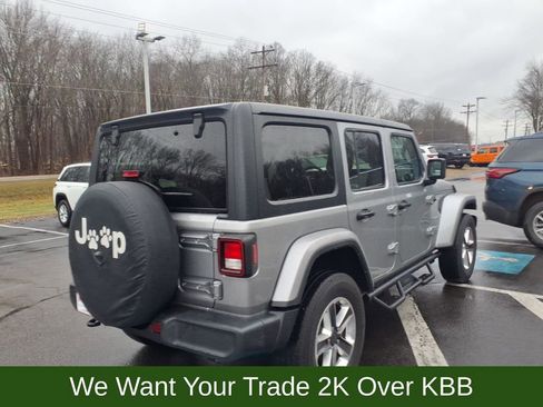 Used 2021 Jeep Wrangler Unlimited Sahara AWD/4WD image 5