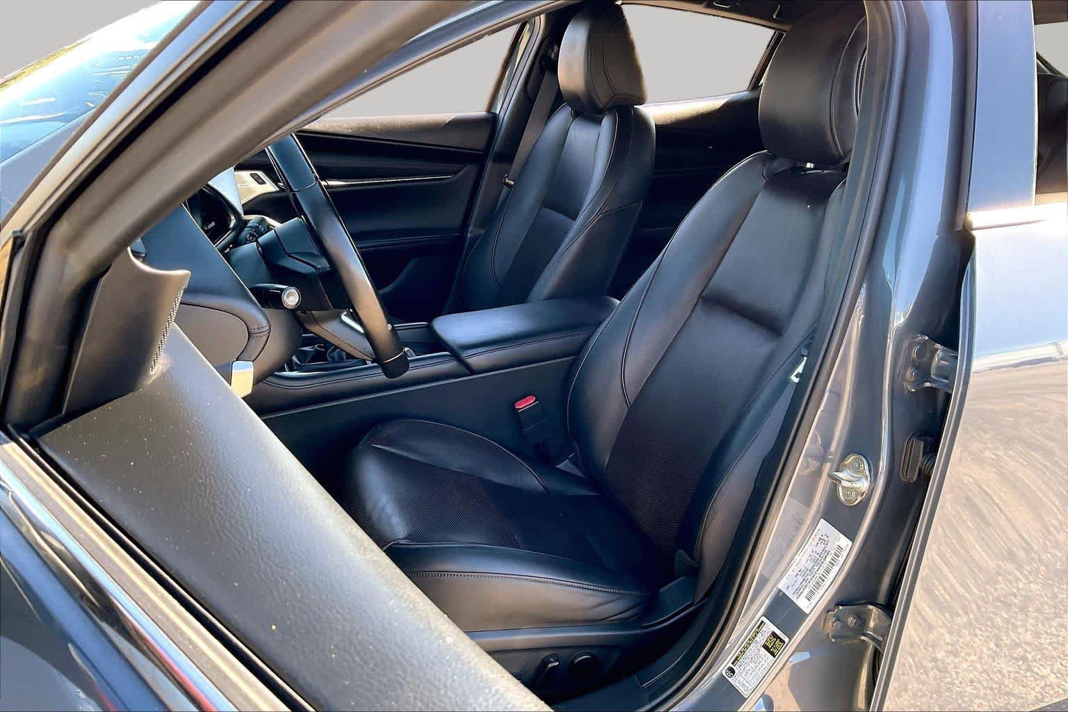 Used 2024 MAZDA MAZDA3 s FWD image 8