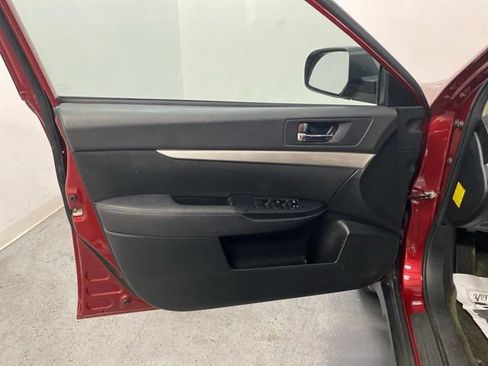 Used 2012 Subaru Outback 2.5i Premium AWD/4WD image 19