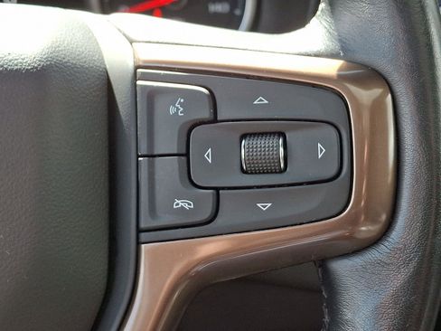 Used 2021 Chevrolet Suburban High Country w/ Premium Package image 24