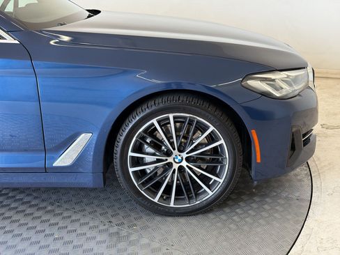 Used 2022 BMW 530i xDrive w/ Premium Package AWD/4WD image 13